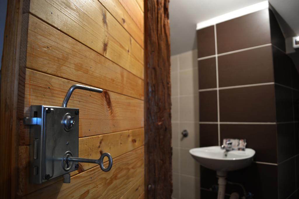 Hostel S Novi Sad Dış mekan fotoğraf