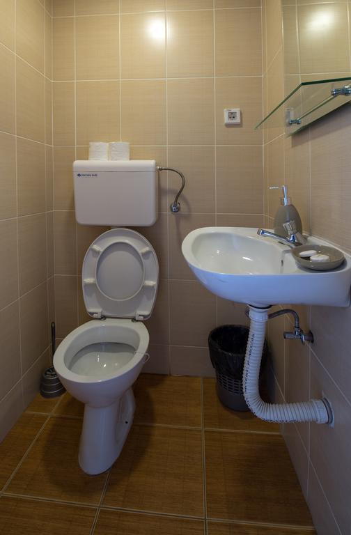 Hostel S Novi Sad Dış mekan fotoğraf