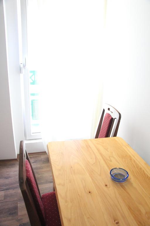 Hostel S Novi Sad Dış mekan fotoğraf