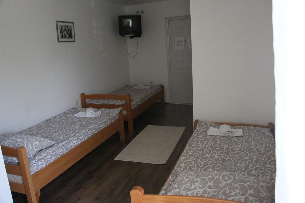 Hostel S Novi Sad Dış mekan fotoğraf
